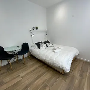 Avec Wifi , Ultra Centre Annecy