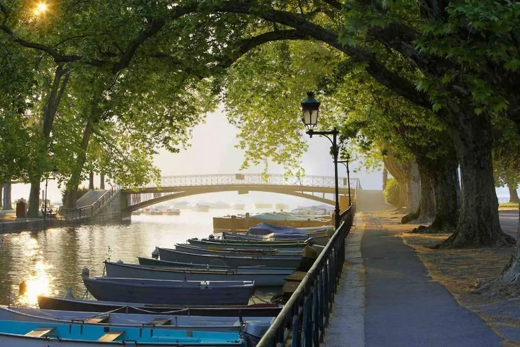 Le Continental Beau T2 Plein Centre + Parking Apartment Annecy 0*,  France